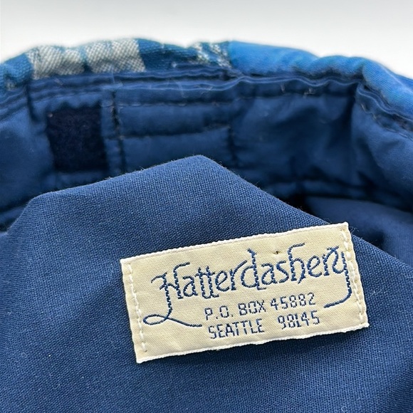 Hatterdashery blue-toned fashion-forward hat - Picture 6 of 7